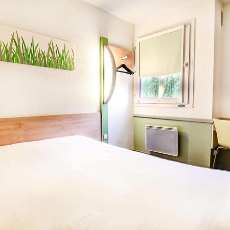 ibis budget Chateaudun Bagian luar foto