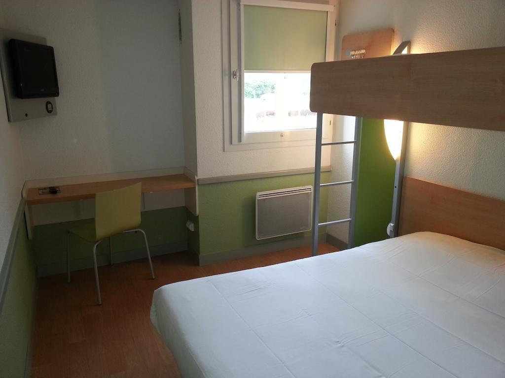 ibis budget Chateaudun Bagian luar foto